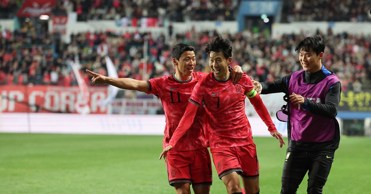 홍명보호, 호주 패배로 사상 첫 포트2 진입 눈앞…가나전 무조건 잡아야