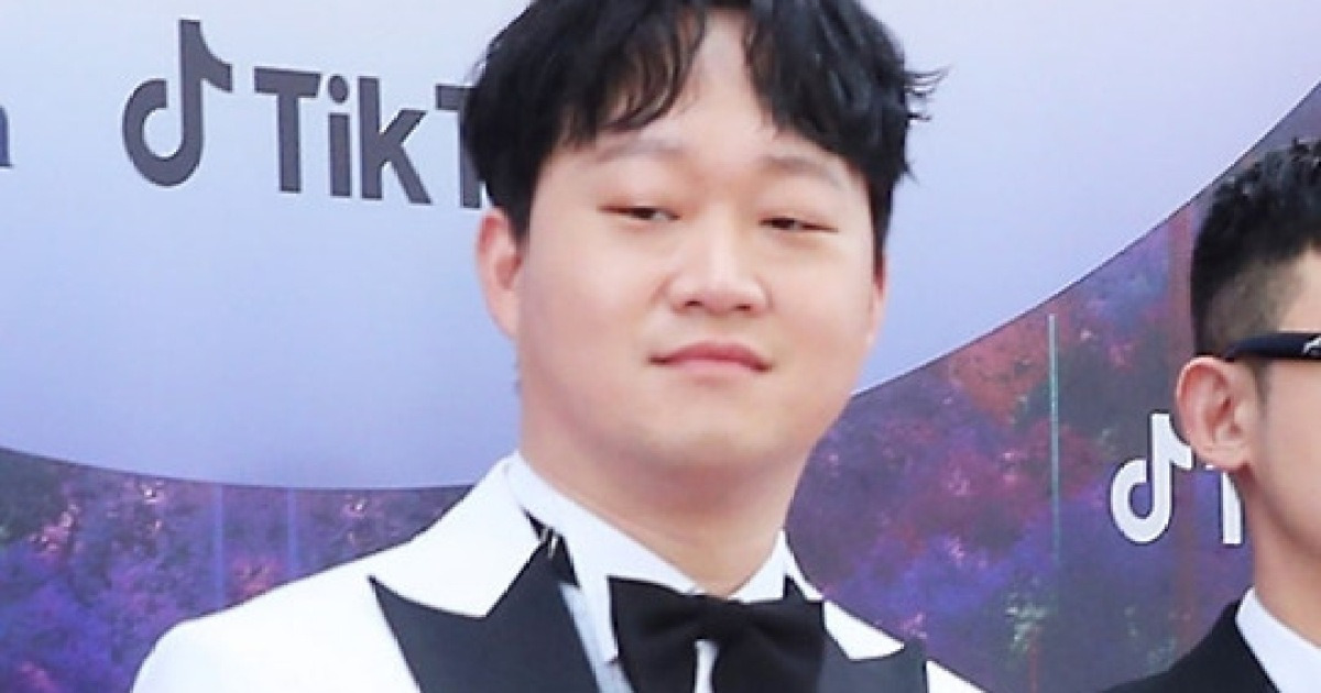 김옥빈만?..9세 연하와 오늘(16일) 결혼한 '283만 유튜버' 피식대학 정재형 [스타이슈]