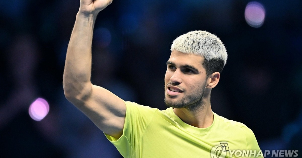 알카라스 vs 신네르, 남자프로테니스 시즌 최종전 결승서 맞대결