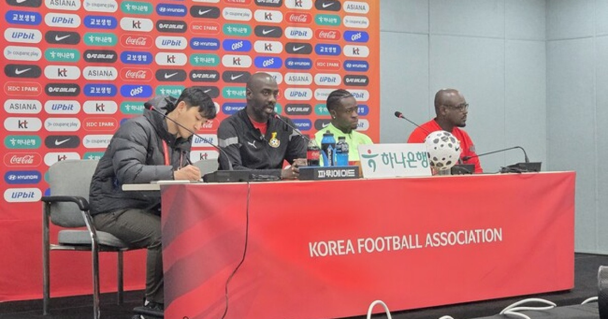 [442.interview] 3년 만에 다시 만난 ‘제자’ 손흥민…가나 아도 감독 “손흥민은 완벽한 선수, 우리 수비가 잘 대비해야 할 것”