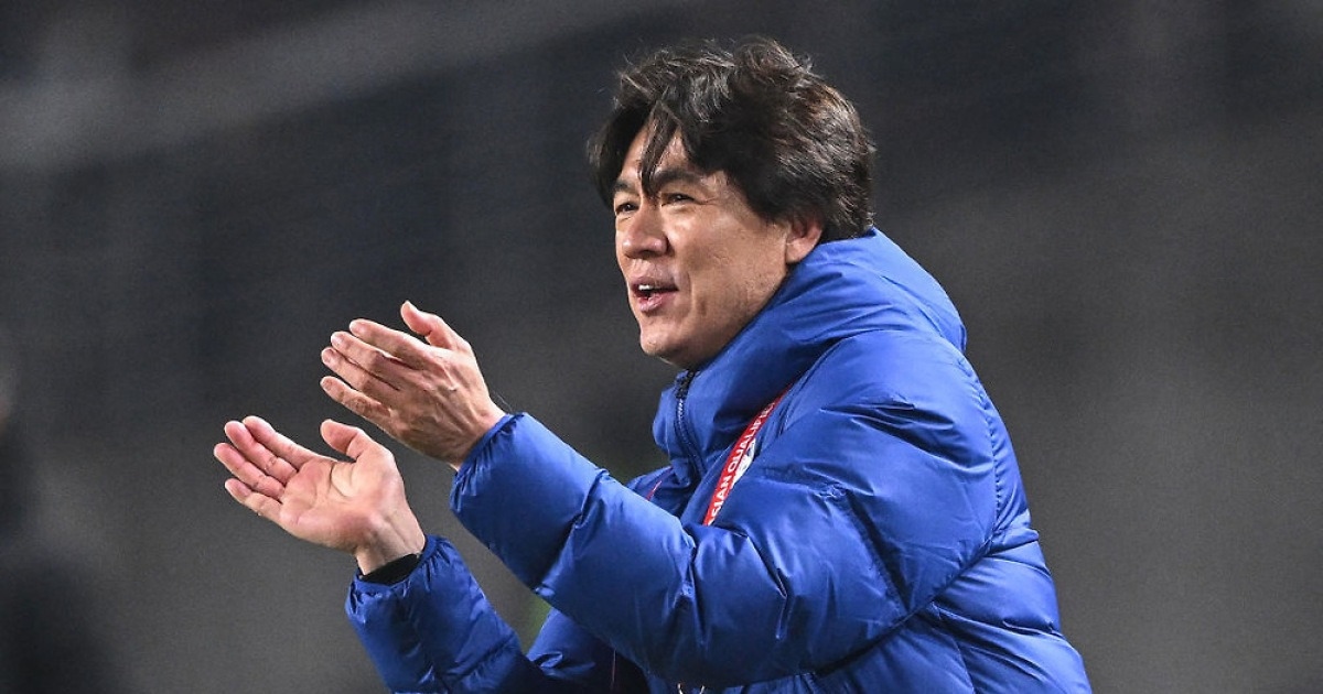 ‘방긋’ 홍명보 감독 바람대로, 새로운 역사 쓰는 韓 축구 ‘초대박 사건’…역대 최초 월드컵 ‘포트2’ 사실상 확정, FIFA ‘오피셜’ 공식발표만 남았다