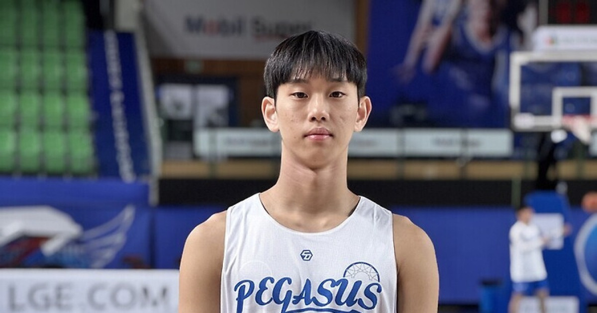 ‘프로선수 실감’ 양우혁 “벨란겔-정성우 선수에게 많이 배우겠다”