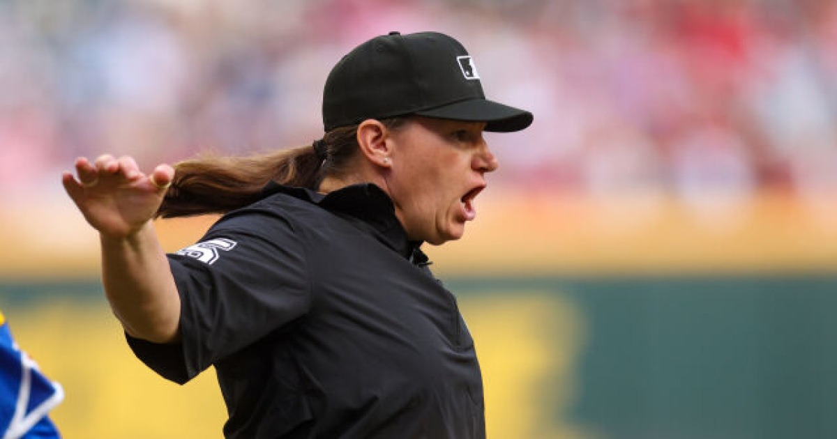 '수준 미달' 1차전 그 심판, 문현빈 도루&한국 무승부 지울 뻔했다…"잘 봐주셨으면" 절규 들리지 않았나 [MD도쿄]