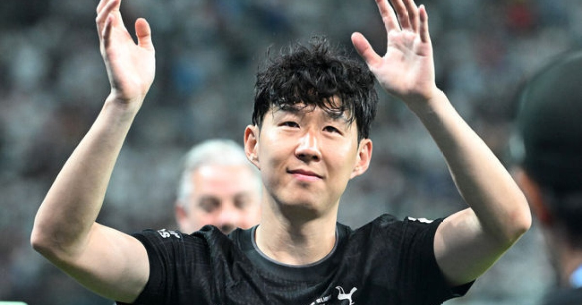 '케인·베일은 넣고 손흥민은 제외?' BBC 공개 라인업에 팬들 격앙... 손흥민 미포함 라인업에 비판 쇄도