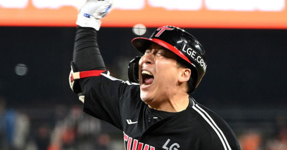 두산 떠났다가 다시 두산으로? KS MVP 김현수, 홍성흔과 양의지의 길 따라갈까