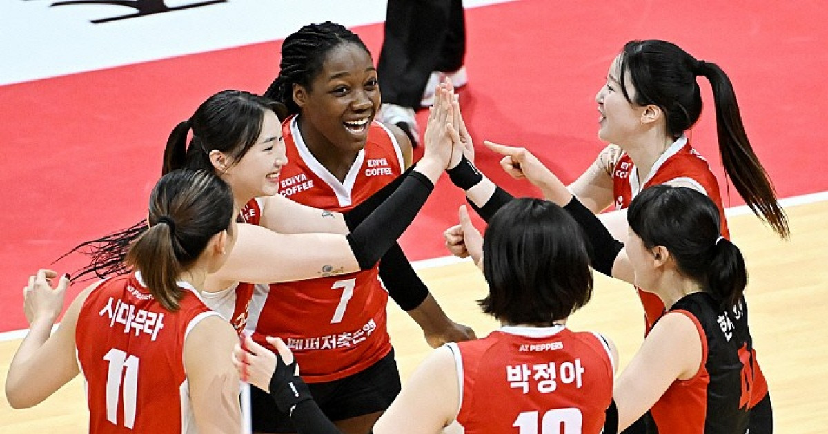 '광주불패' 페퍼저축은행···현대건설 꺾고 홈 5연승 달성