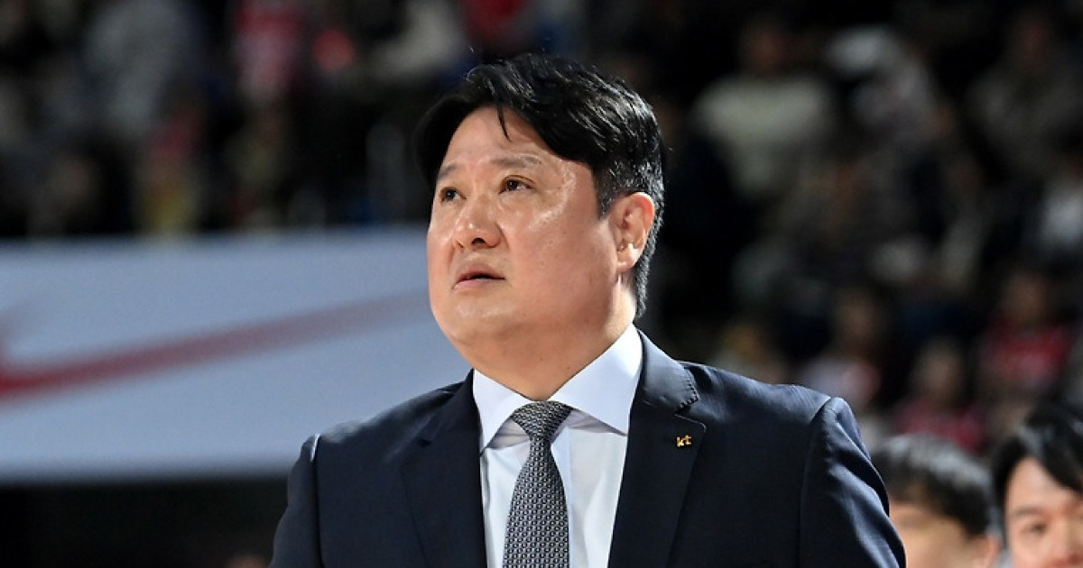 [현장인터뷰]연장 접전 끝 패배, 문경은 KT 감독 "다시 연패…아쉽다"