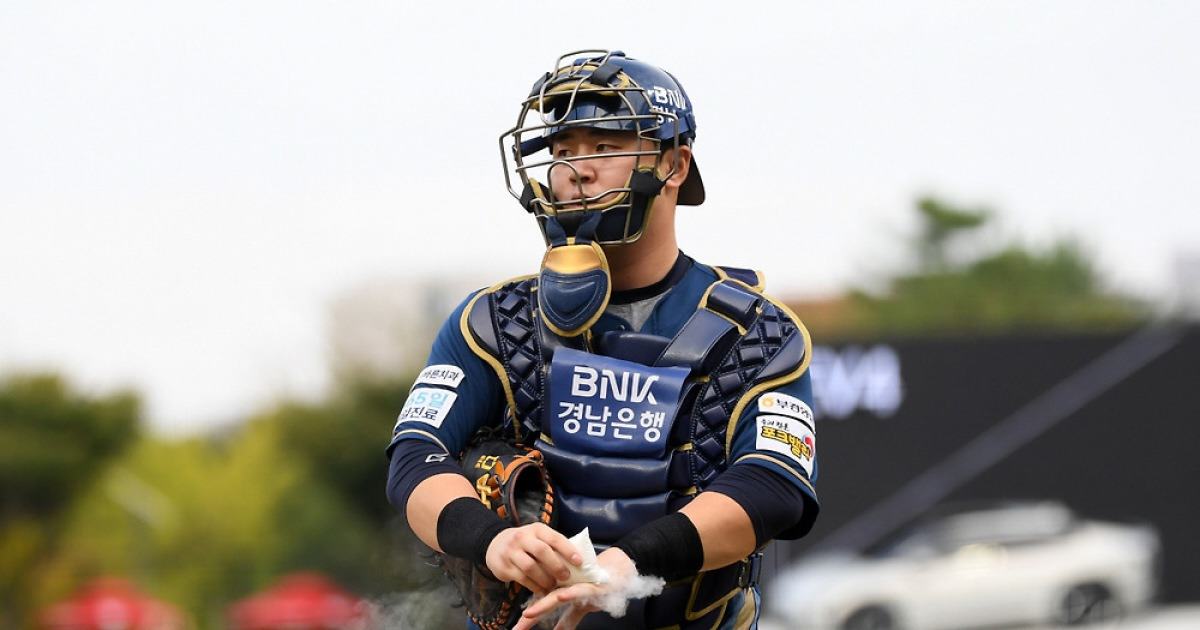 '최고 포수' 양의지도 강민호도 아니었다, 80억 FA 제친 한일전 동점홈런 히어로, 2025 KBO 수비상 수상자 발표