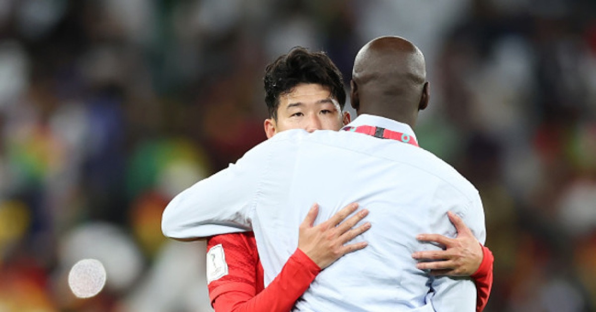 [IN PRESS] 함부르크에서 시작된 인연…손흥민은 "많이 도움받았죠"→가나 아도 감독은 "미안한 마음"