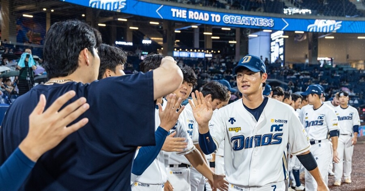 100억도 너무 적다? 26살에 FA되는 유격수가 벌써 이러면…NC는 일단 흐뭇하게 봅니다