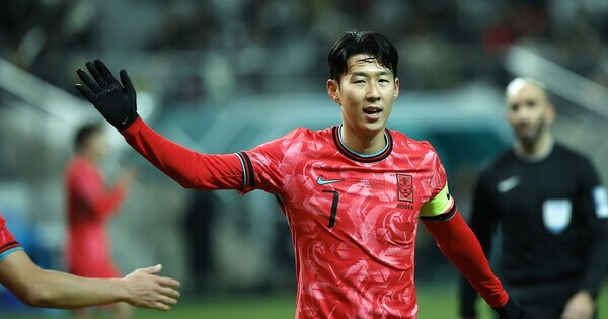 '韓 캡틴의 2025년 A매치 마무리' 마지막 인사, "날씨 추웠지만, 여러분의 뜨거운 함성 덕분에 따뜻했어"