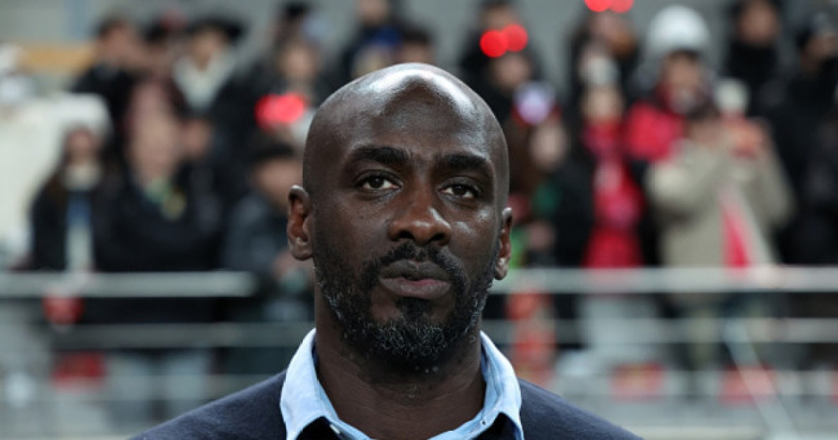 [IN ISSUE] "일본이 한국보다 높은 레벨" 가나 감독의 '냉정' 평가→황희찬은 "할 이야기 없어" 반응