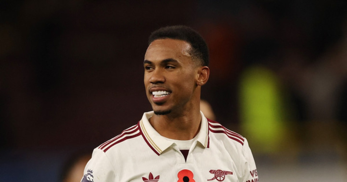 아스날 우승 경쟁 '빨간불' 켜졌다...'수비 핵심' 마갈량이스, 허벅지 부상으로 최소 4주 결장