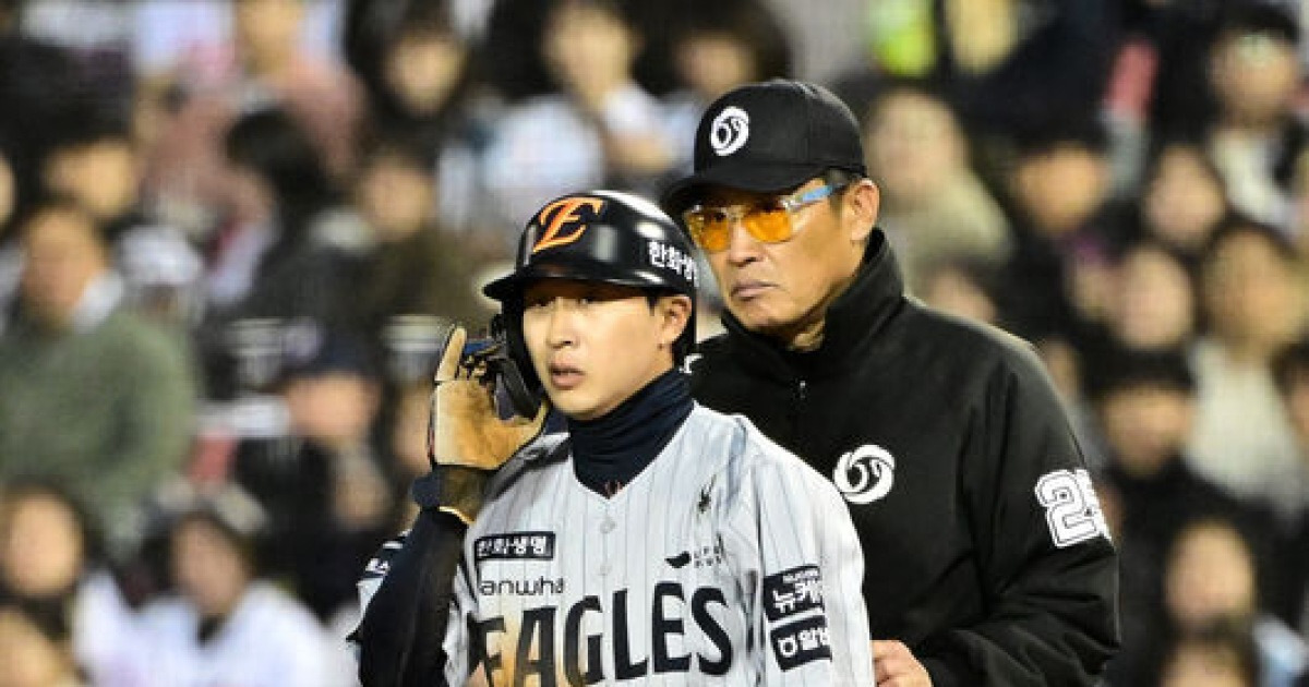 한화 이 선수 풀렸다고? 12월 입대 예정인데 왜 1억에 영입했나 “발이 정말 빨라, 다른 팀이 뽑을까봐 노심초사”