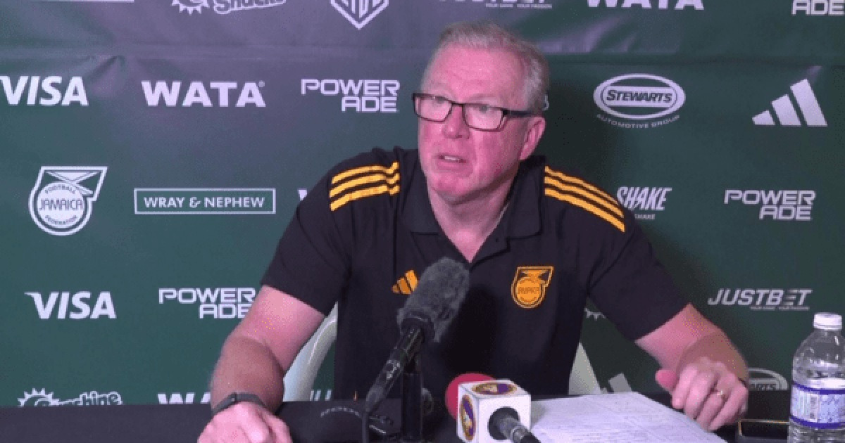 "품위 없고 저속해"...대표팀 감독직 '돌연 사퇴'→비판 목소리↑ "진정성 느껴지지 않아, 책임 회피로 느껴져"