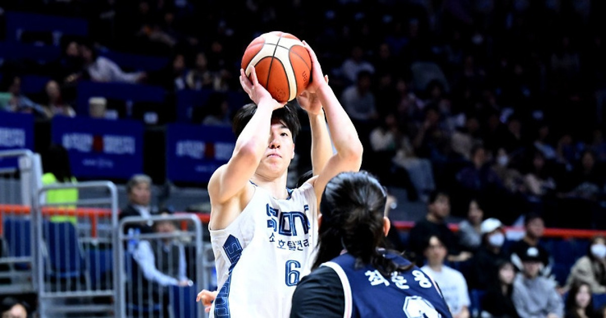 31점-5AS 이정현 등 3점포 13방 앞세워 슈퍼팀 KCC를 제압한 고양 소노, 3연승 질주하며 공동 7위로 점프