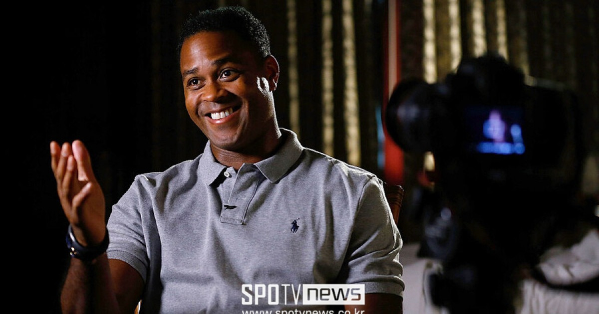 '신태용 후임'은 6개월 만에 잘렸는데…아드보카트가 해냈다 "인구 15만 소국의 놀라운 이변"→퀴라소, 사상 첫 FIFA 본선행 쾌거