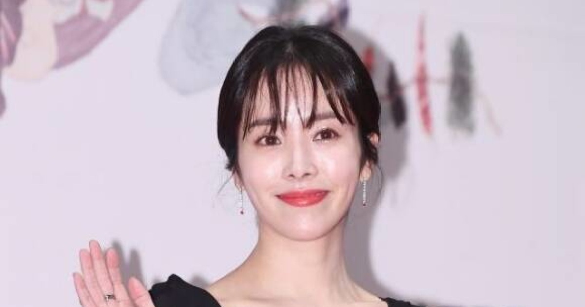 [TF초점] 한지민, 발전 없는 MC?…2년 연속 드러낸 '역량 부족'