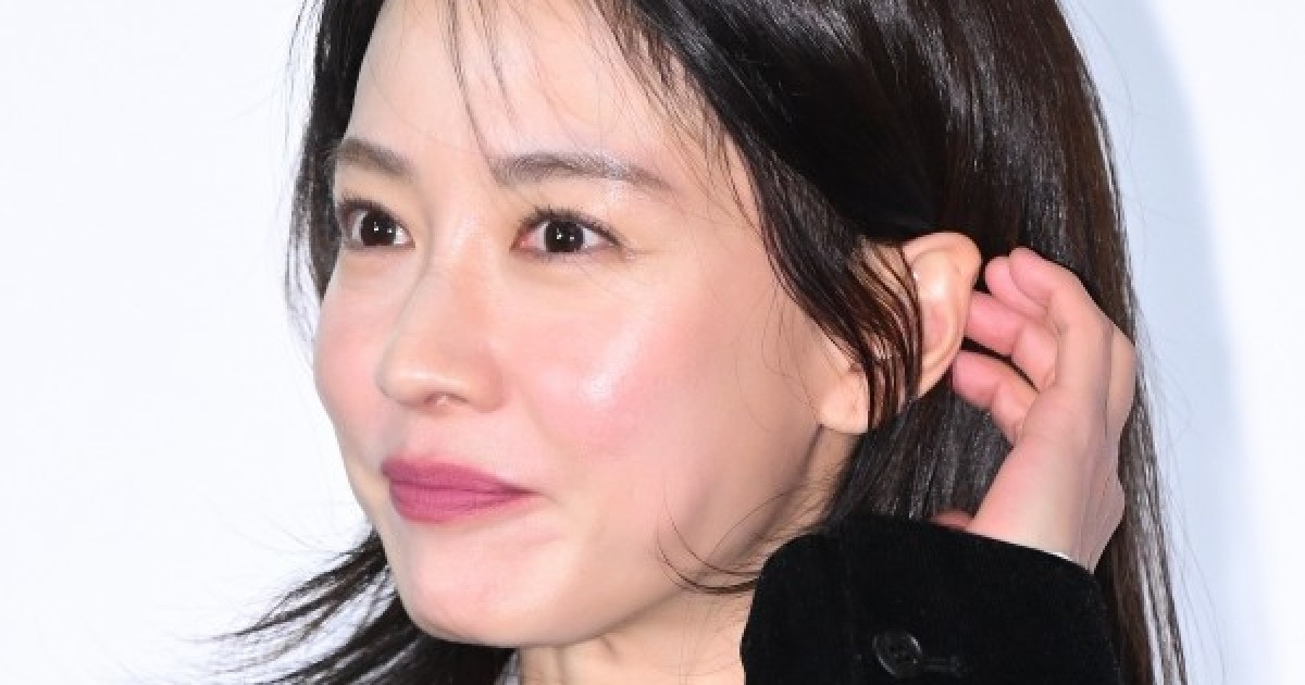 송지효, 협박에 강경 대응…"父 채무불이행 의혹으로 압박"