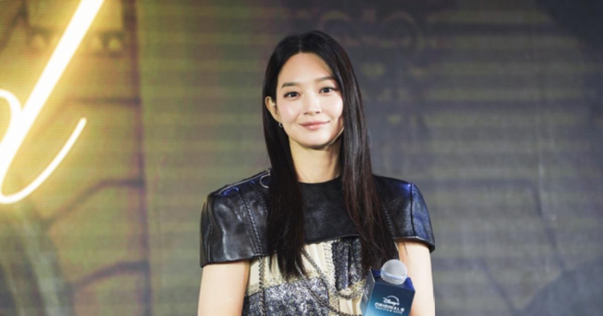 신민아, 디즈니 행사서 ‘임부복 착용?’..소속사 “♥김우빈과 혼전임신 NO” [Oh!쎈 이슈]