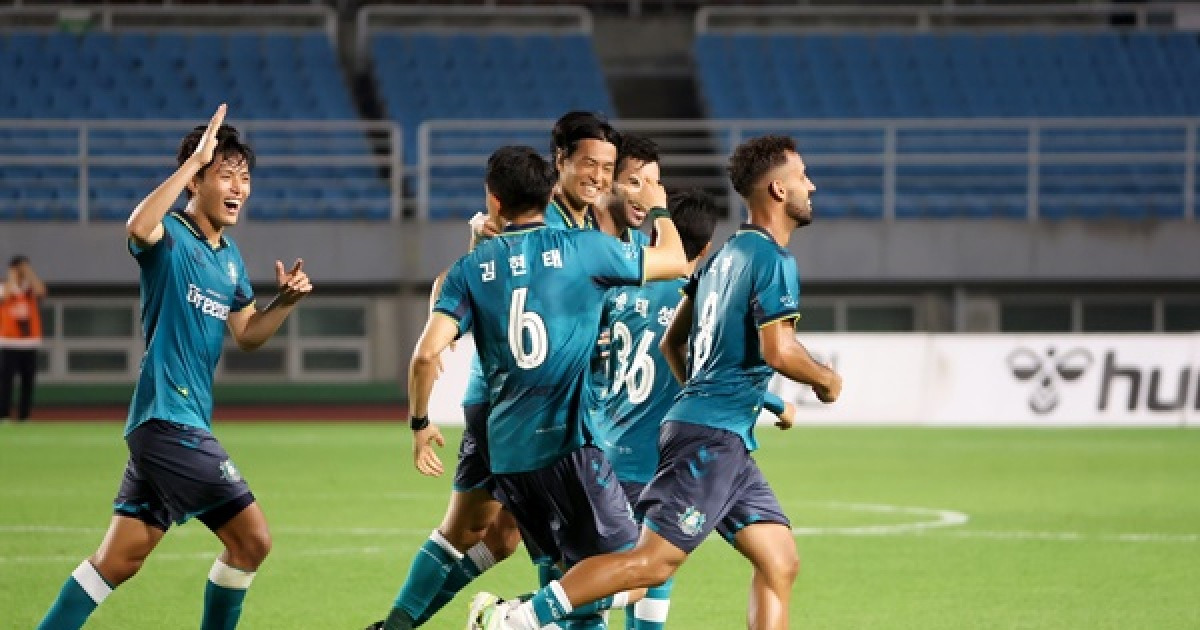 안산, 23일 서울 이랜드와 시즌 최종전…최문식 감독 첫 지휘