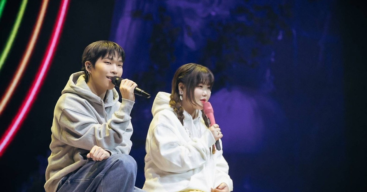 악뮤, 12년간 몸담은 YG 떠난다…"새로운 도전 응원"