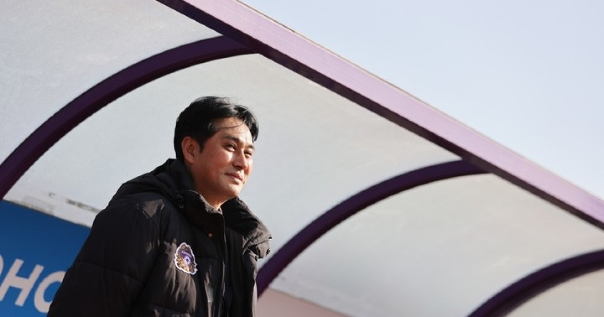 유병훈 감독 "모두 서로 믿고 어려운 상황 이겨내 잔류 성공...이창용-모따 베스트11 수상하길 바라"