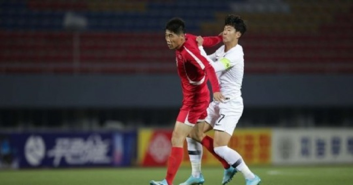 [스포츠박사 기자의 스포츠용어 산책 1611] 북한 축구에선 왜 ‘스로인’을 ‘옆던지기‘라고 말할까