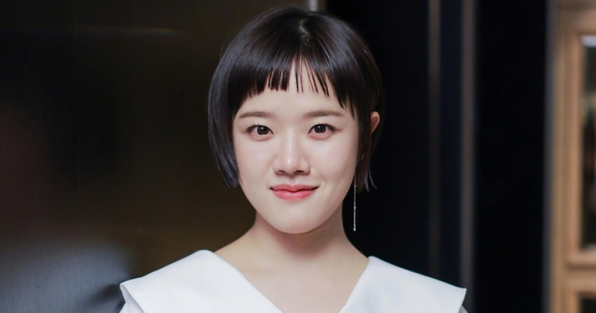 6살에 데뷔한 김향기, 6살 아이의 엄마가 되다.."모성애 대한 고민" [★FULL인터뷰]