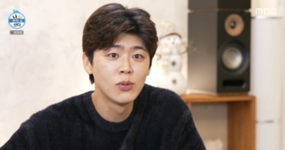 '수산업자 출신' 박지현, 홍어 해체쇼 "손이 기억해" (나 혼자 산다)