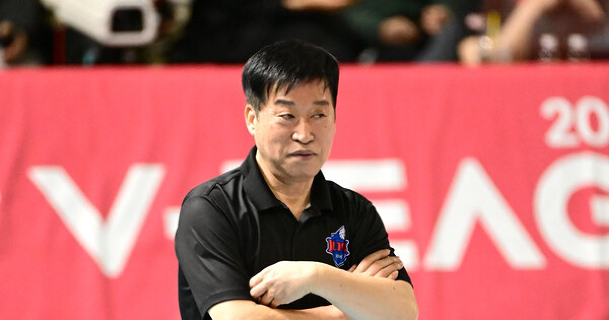 女배구 어렵네요… '男 배구 전설' 김호철 감독의 쓸쓸한 퇴장[스한 이슈人]