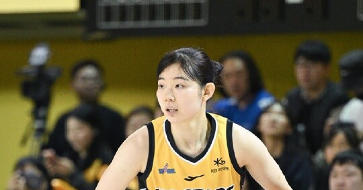[게임 리포트] 박지수 돌아온 KB, 절정에 도달한 허예은