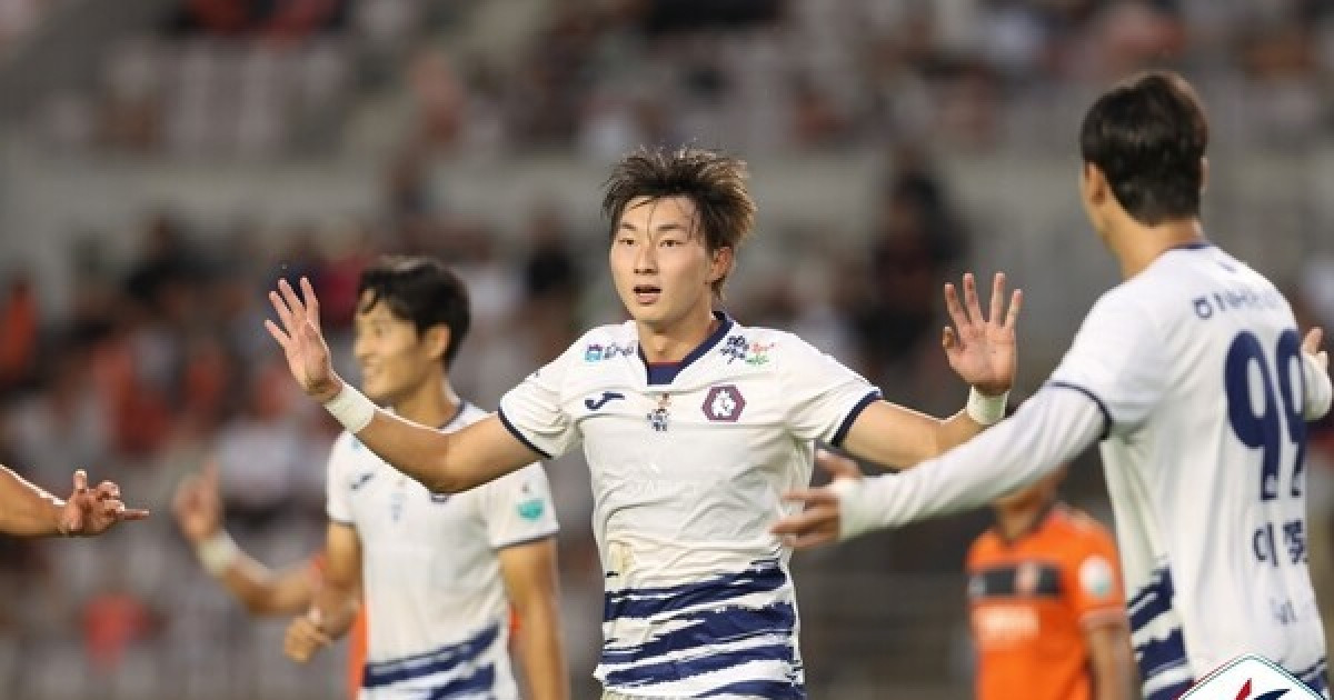 [K리그2 39R] 충북청주FC, 드디어 12경기 만에 득점포 가동, 인천 상대 1-0 리드 (전반 진행 중)