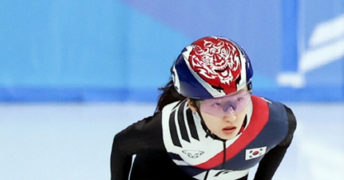韓 노메달→中 린샤오쥔 은메달... '쇼트트랙 에이스' 최민정마저 6위, 연이은 실격 악몽까지
