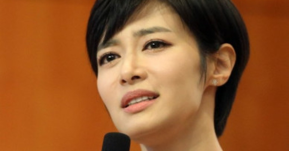 '前남편에 10억 준' 김주하, 이혼 9년만 사과…"돌잔치 후 연락 못해" (데이앤나잇)