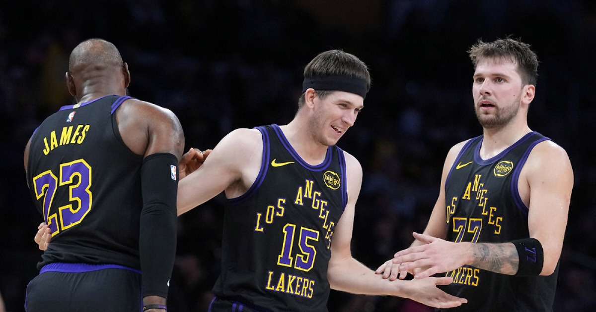 돈치치+르브론 LA 레이커스. 빅3 가능 vs 서부 톱 6위권. NBA의 핫이슈. LAL 서부 최상위권 가능할까