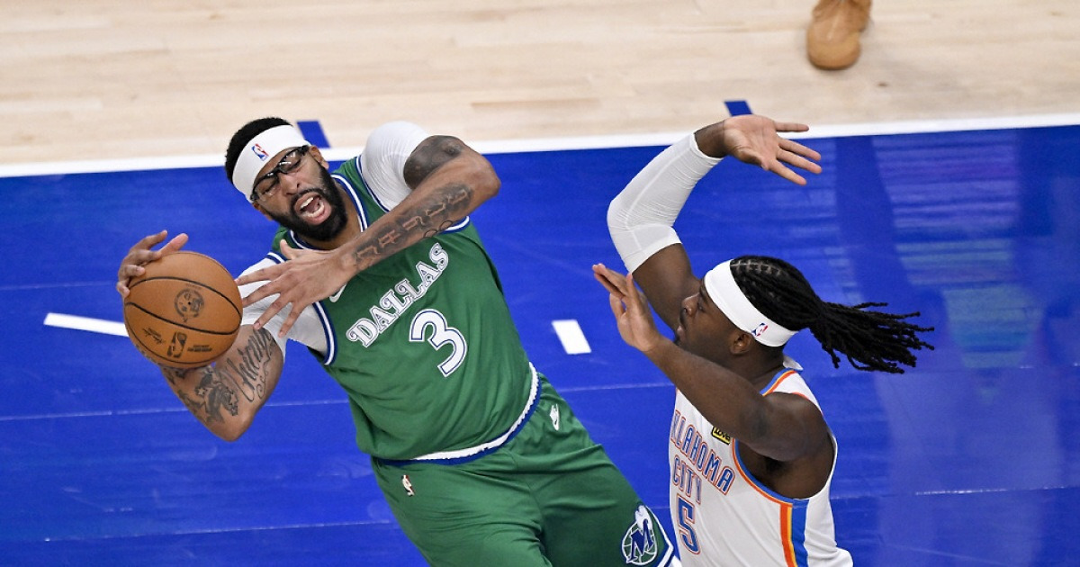 앤서니 데이비스, 시카고행 유력! 미 ESPN의 과감한 예상 댈러스 AD 트레이드 불가피. 시카고 8천만달러 샐러리캡 여유