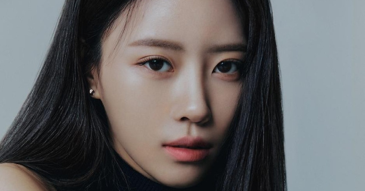 이미주, 'AOMG' 전속 계약…"다방면 활약, 지원할 것"