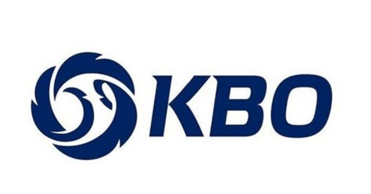 KBO 사상 이런 계약은 없었다! 한국 프로스포츠 역대 최장기 파트너십…신한은행, 2037년까지 동행 확정