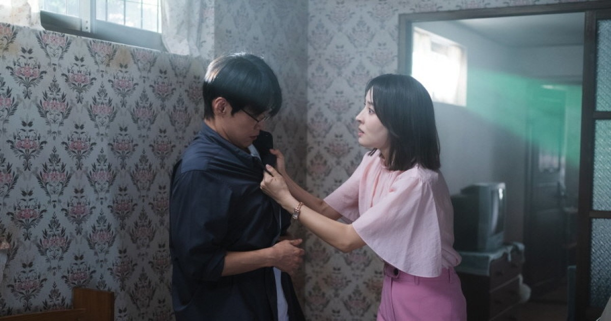 한혜진, 남편 비밀 목격…격노의 남편 멱살잡이 (다음생은)