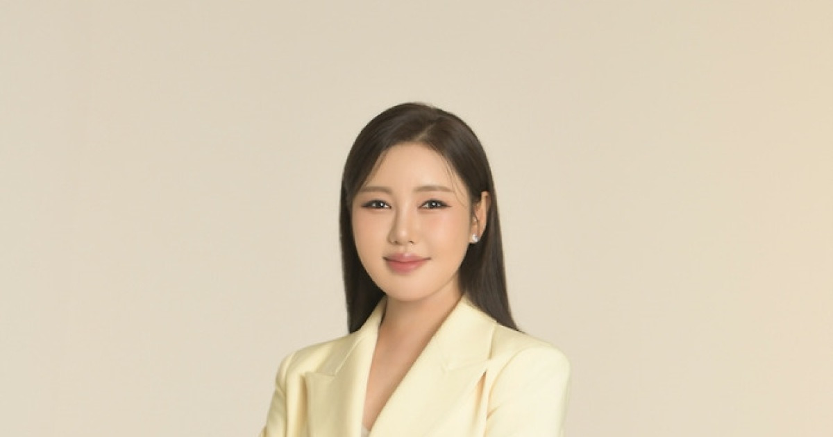 송가인, '미스트롯4' 마스터 출격..7년 만의 금의환향 