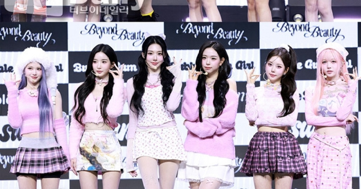 4개 유닛 미소녀즈로 돌아온 트리플에스, '뭘 좋아할지 몰라서 다 준비했어' [종합]