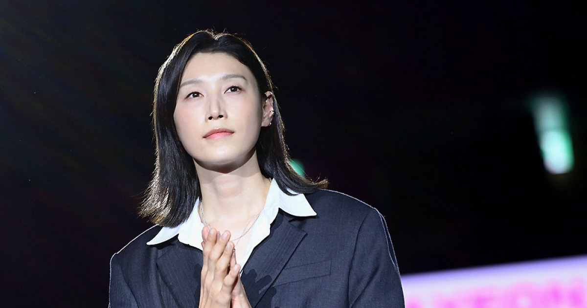 "사랑받을 줄" 김연경, 감독까지 통했다…시즌2? 8구단? 의미심장 엔딩 [엑's 이슈]