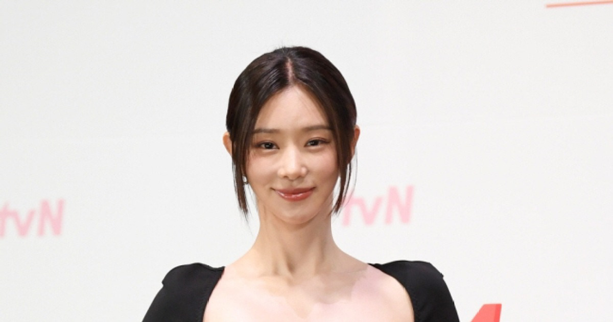 Lee Ju-bin Lied About Her Profile... Confesses Real Height "Not 163cm but 161cm, They Don't Hire Short Models"