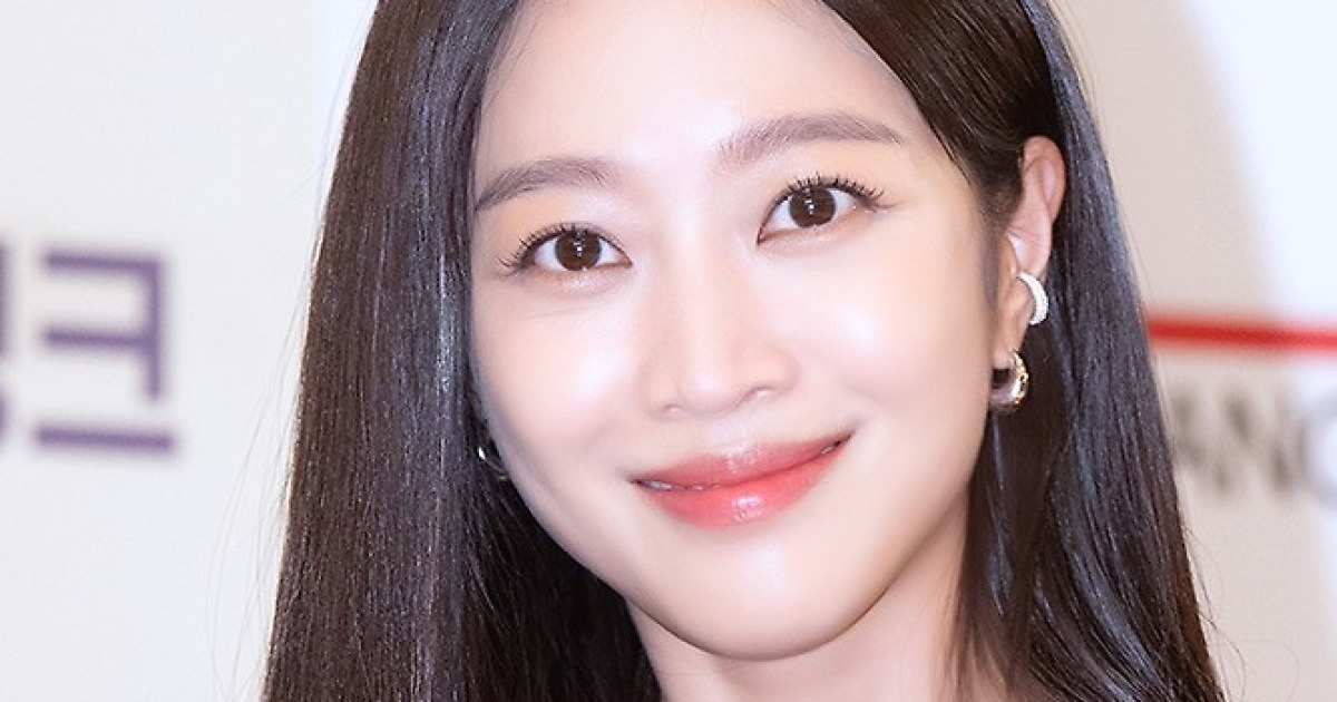 조보아, 결혼 1년만 임신…"새 생명이, 찾아왔어요"