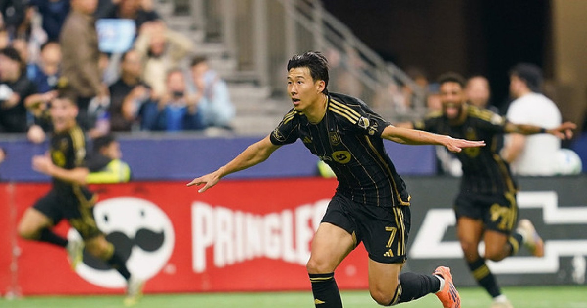 토트넘 이제 와서 다 무슨 소용인가..."손흥민 프리킥 키커였다면, 15~10골은 넣었을 것" 후회