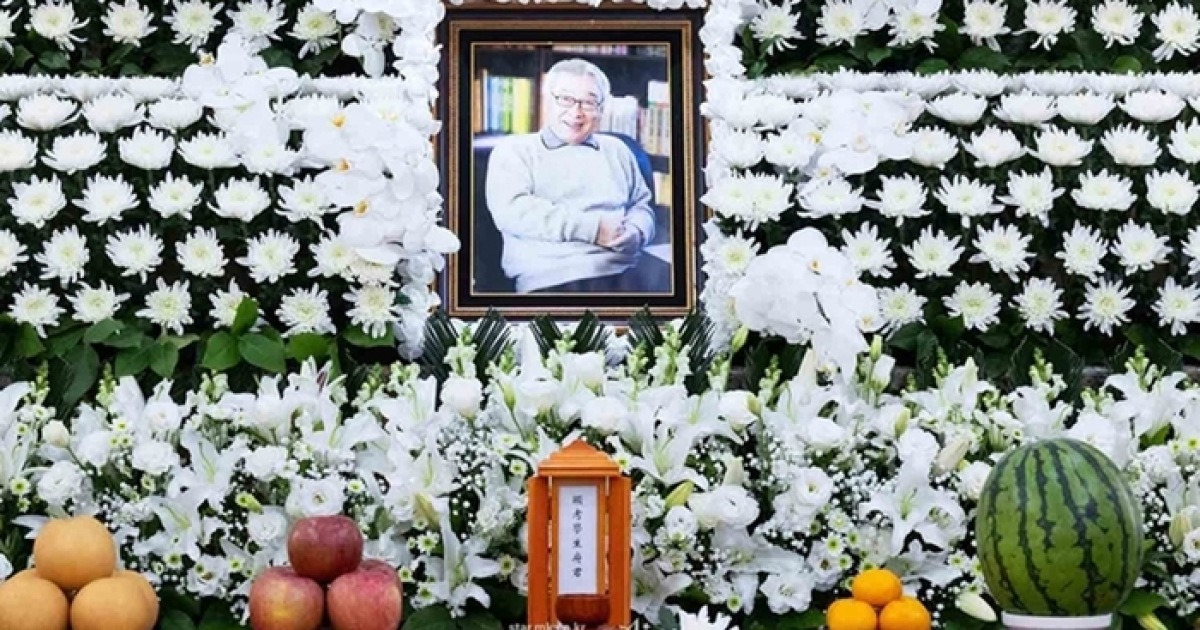 이순재 빈소 첫날부터 인산인해…배우·가수·개그맨 추모 행렬