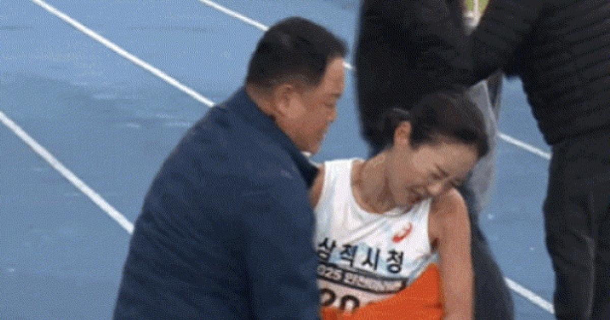 "감독 손이 여자선수 허리 아래로"···인천마라톤 '신체접촉 논란' 해명 들어보니