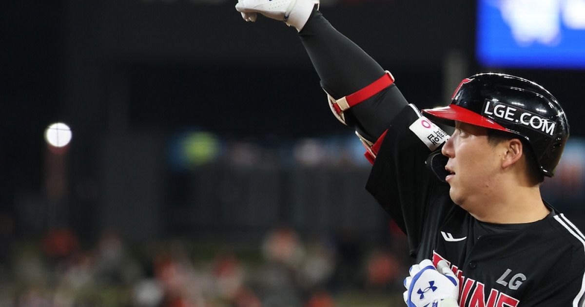 오버페이 어렵다는 LG ‘김현수 잡기’ 게임오버?