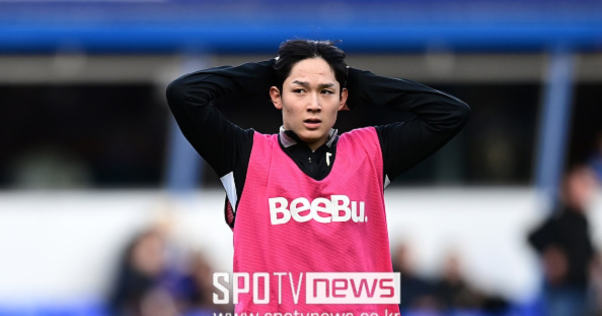 韓 축구 대절망! 충격의 3경기 7분 출전...고개 숙인 한국 최고 유망주, 에이스 모습 사라지고 주전 경쟁 원점으로